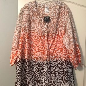 🆕💕 NWOT Nice Button Down Blouse Ties On Three Quarter Sleeves